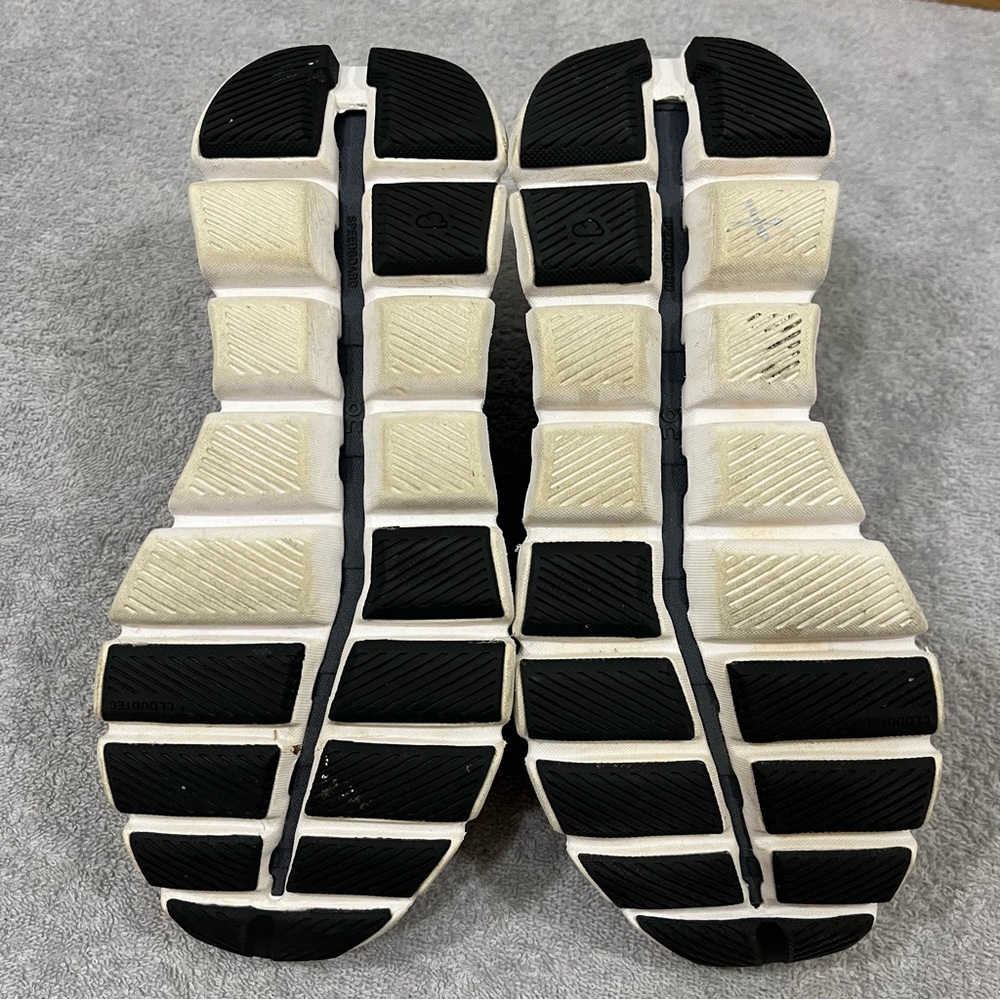 ON Cloud X3 AD Black/White Running Shoes US Women's 7 EU 38 - Picture 8 of 10